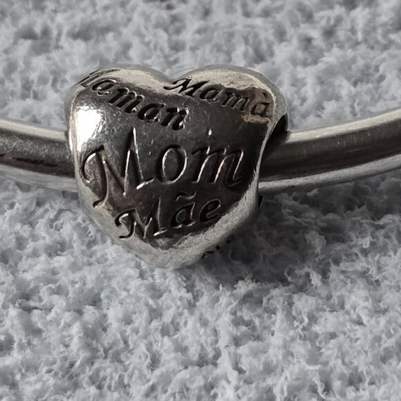 Pandora Sterling Silver Multi-language Mom Charm - Picture 1 of 6